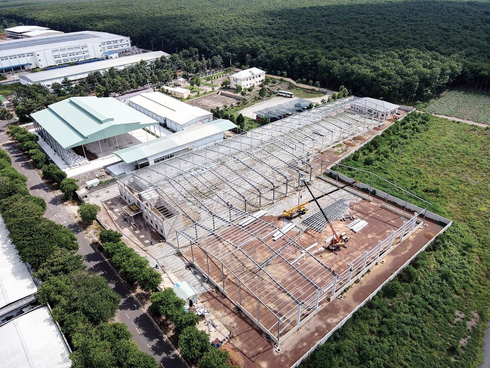 Thi công nhà máy sản xuất nội thất