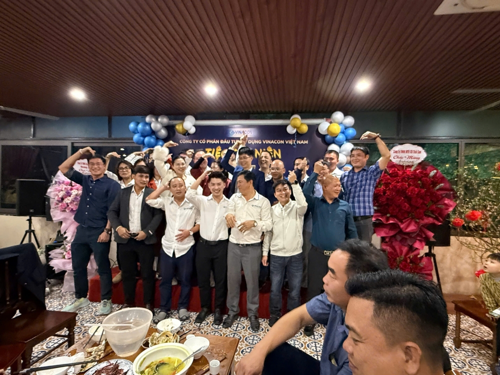 NHÀ XƯỞNG YEAR END GALA VINACON 2025: Đêm hội kết nối để vươn xa và lan tỏa tập thể VINACON